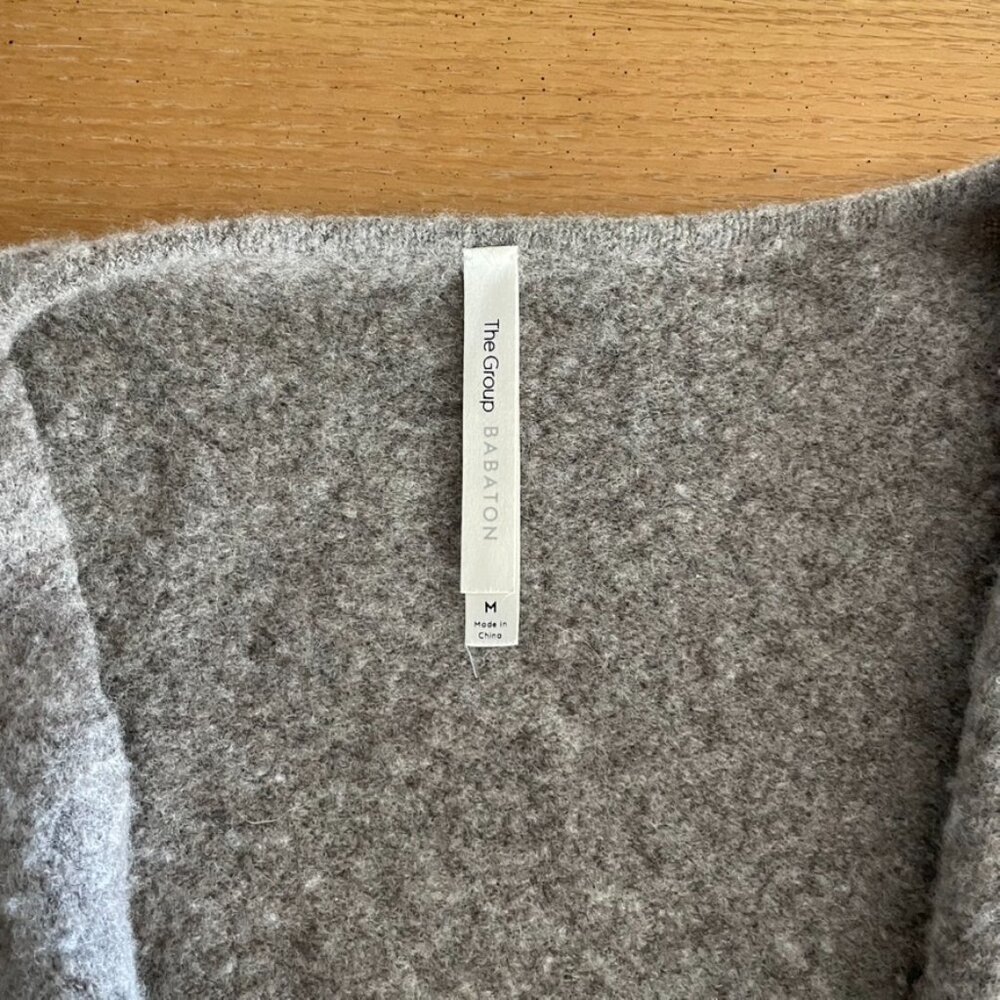 Aritzia Babaton The Group Oversized Wrap Sweater - Picture 4 of 6